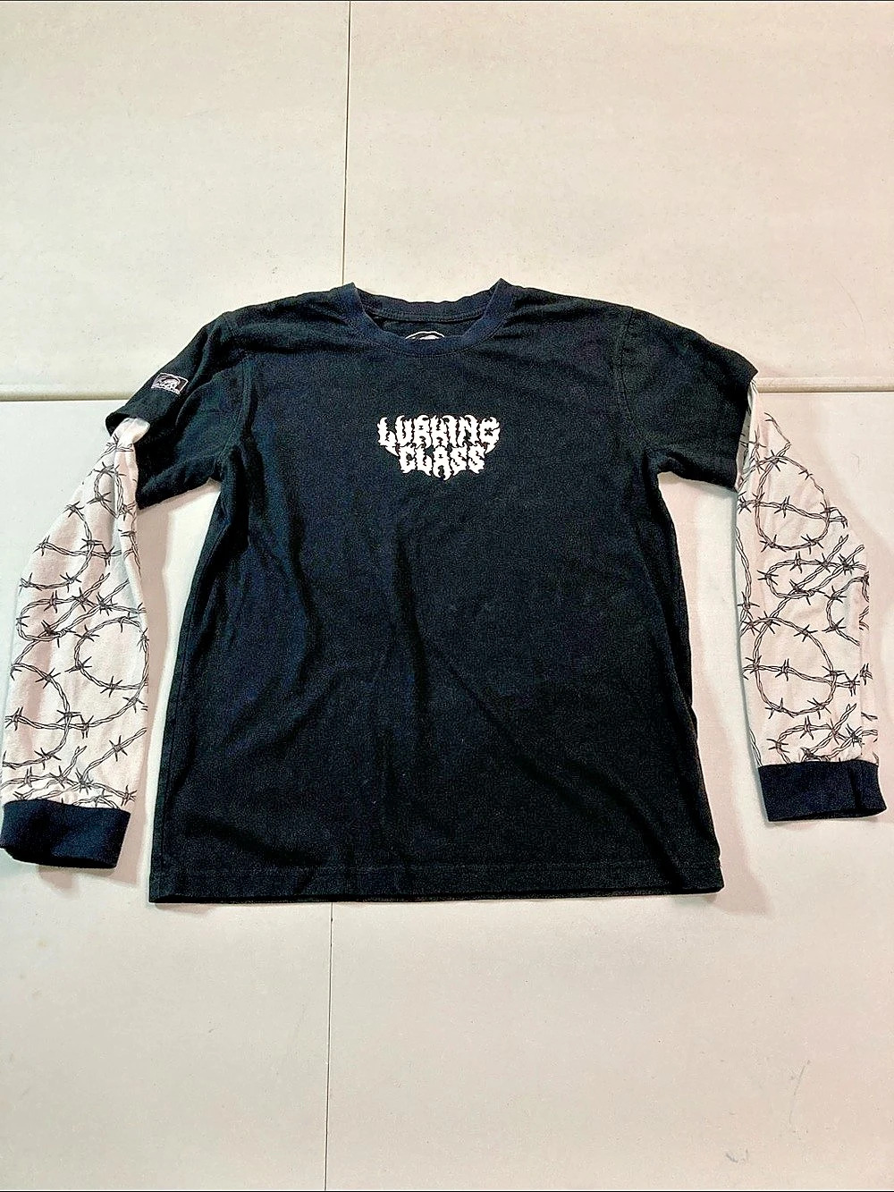 Lurking Class long sleeve graphic tee Graphic Long Sleeve Tee in Black Size medi